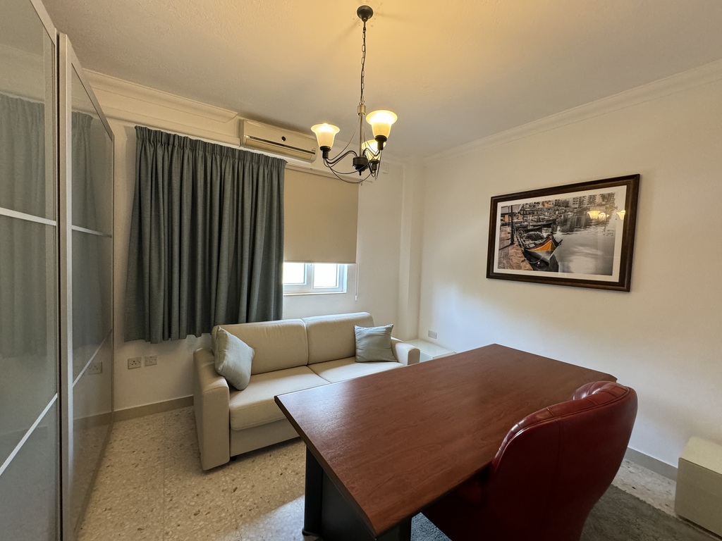 San Gwann Furnished Detached Villa's Image 5