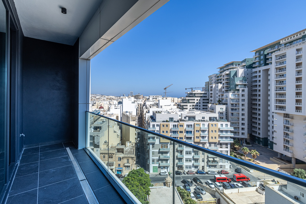 Sliema Seafront Apartment's Image 20