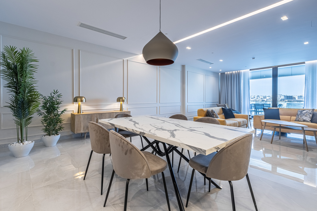 Sliema Seafront Apartment's Image 5