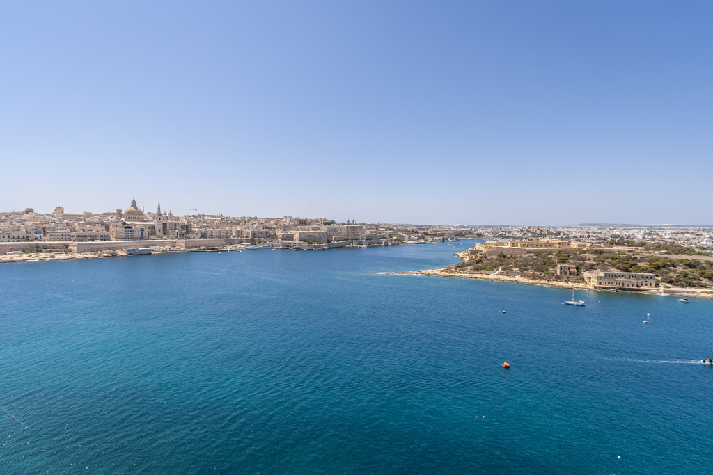 sliema-apartment-to-let-prime-location-christies-malta