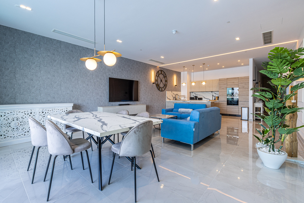 Sliema Seafront Apartment's Image 5