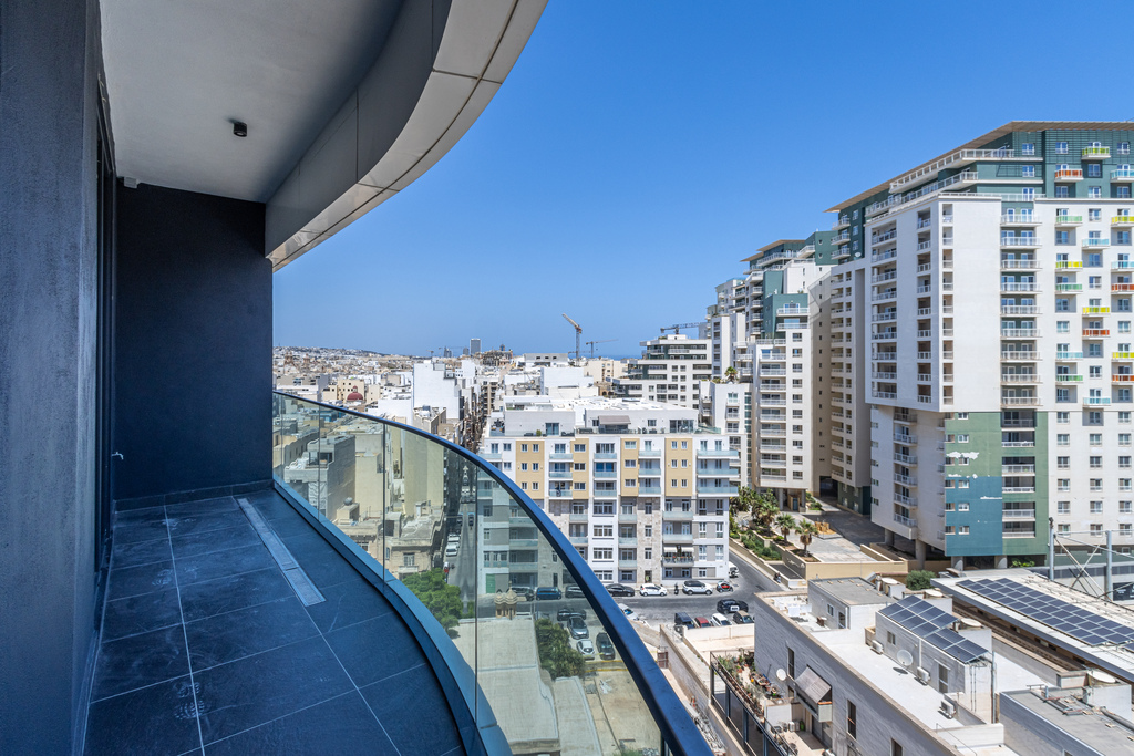 Sliema Seafront Apartment's Image 20