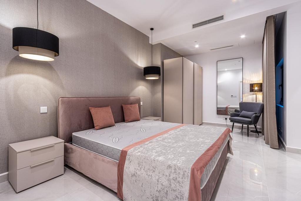 Sliema Seafront Apartment's Image 12