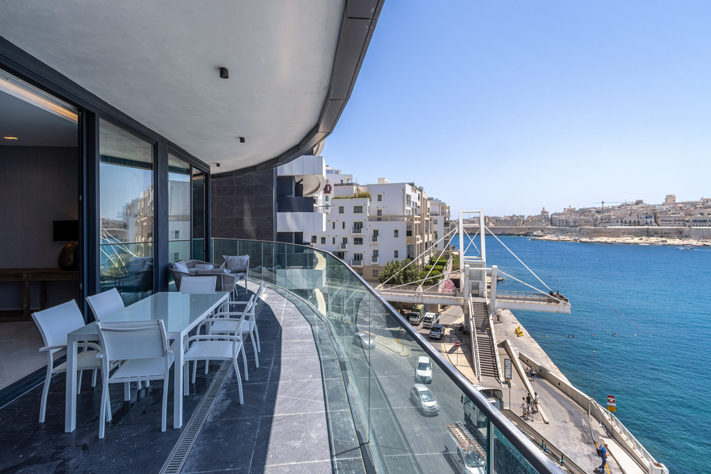 sliema-furnished-apartment-christies-malta