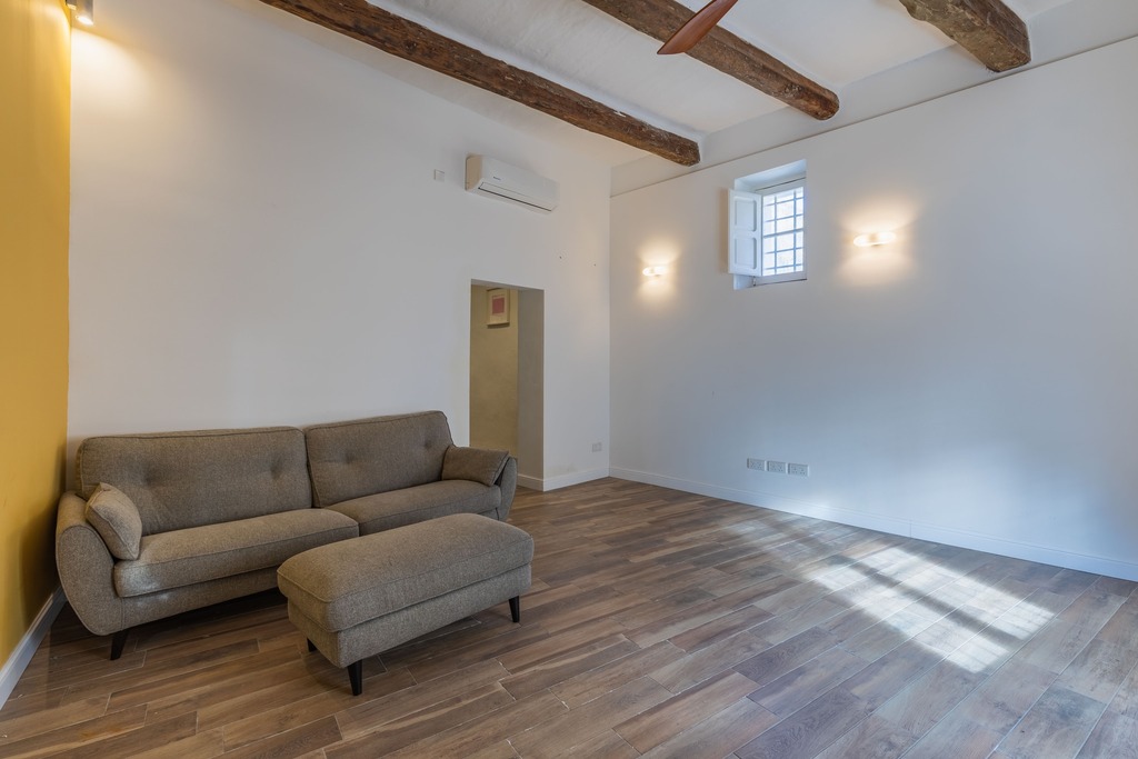 Birkirkara Furnished Town House's Image 4