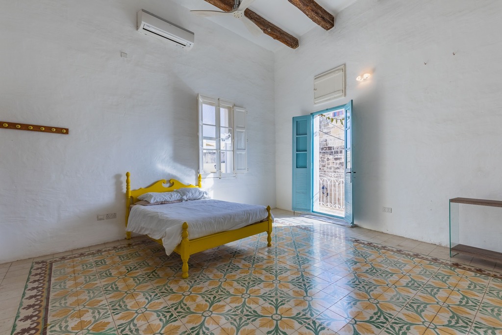 Birkirkara Furnished Town House's Image 12