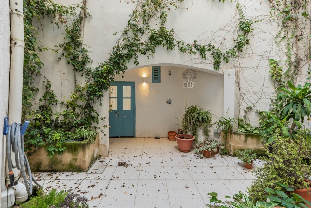Birkirkara Furnished Town House's Image 10