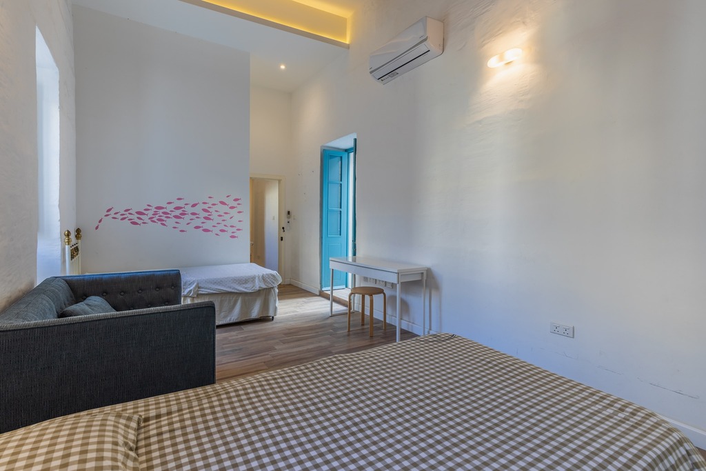 Birkirkara Furnished Town House's Image 16