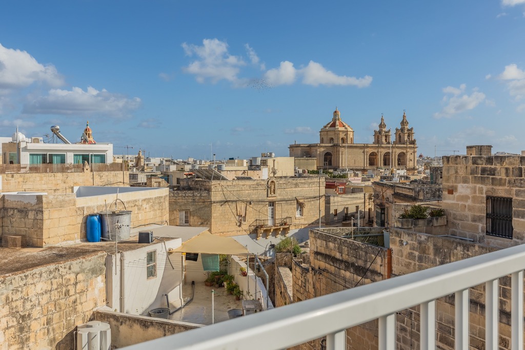 Birkirkara Furnished Town House's Image 19