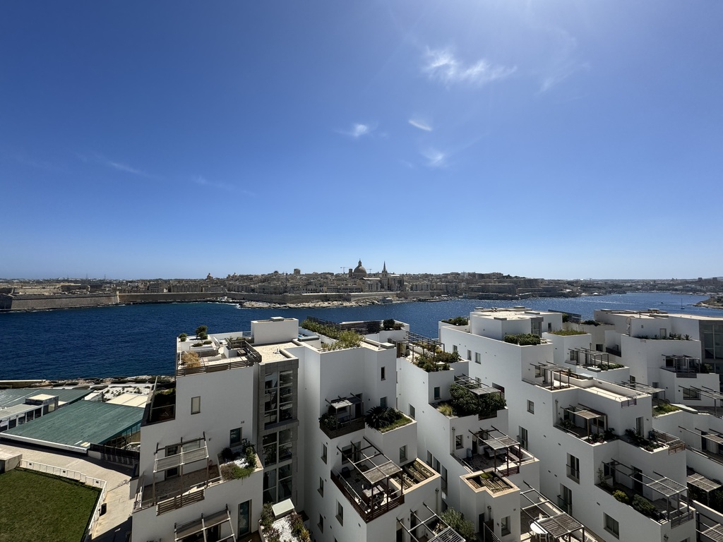 sliema_apartment_to_let-family_friendly-oyster_christie's