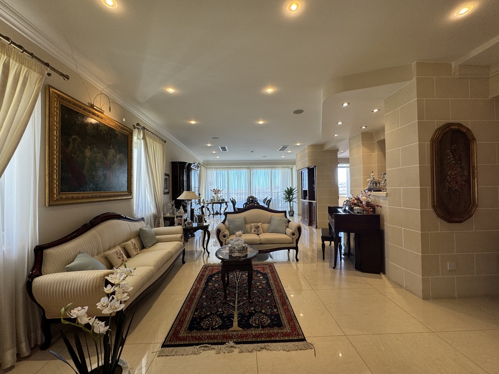 Tigne_point_apartment_to_let-safe_area-oyster_christie's