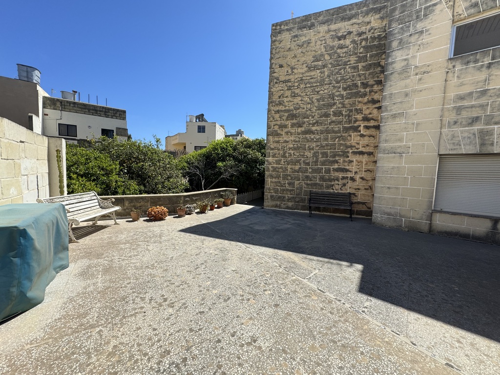 Attard Finished Villa's Image 9