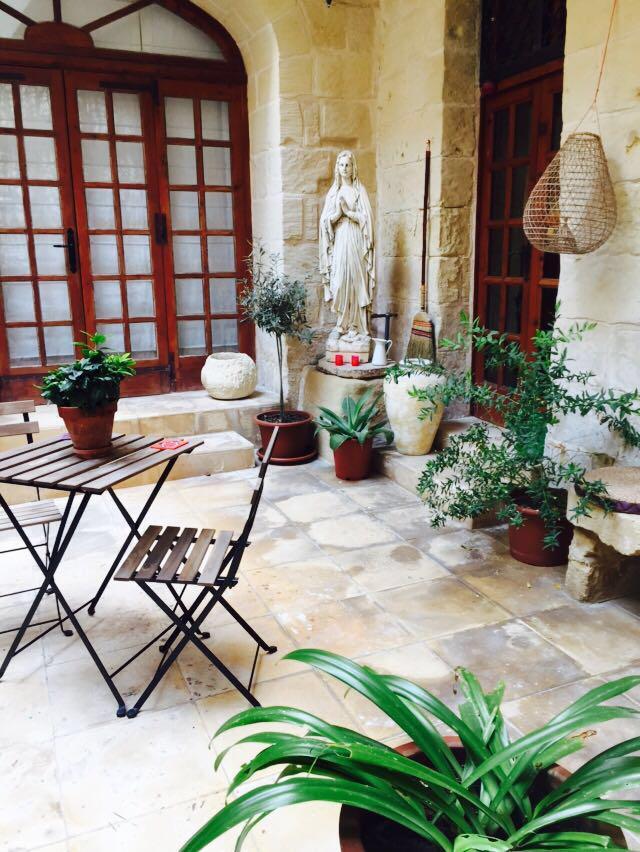 Attard-house-of-character-to-let-3