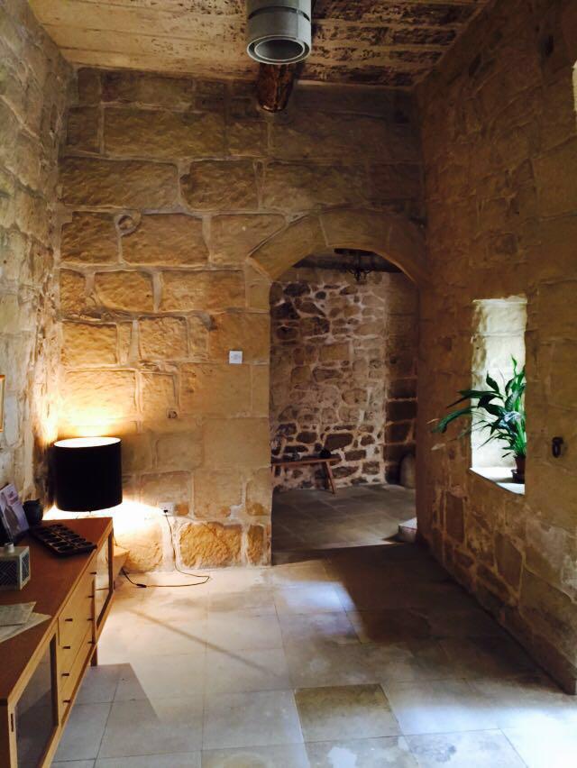 Attard-house-of-character-to-let-6