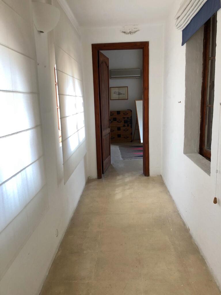 Attard Furnished House of Character's Image 4