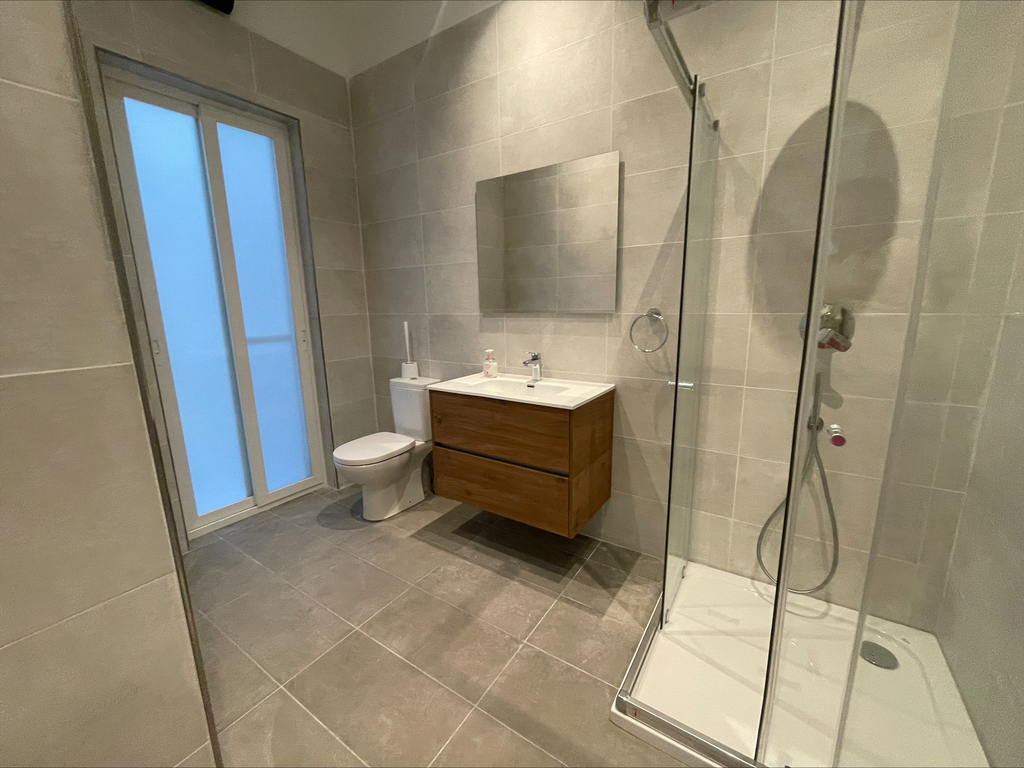 Sliema Furnished Apartment's Image 3