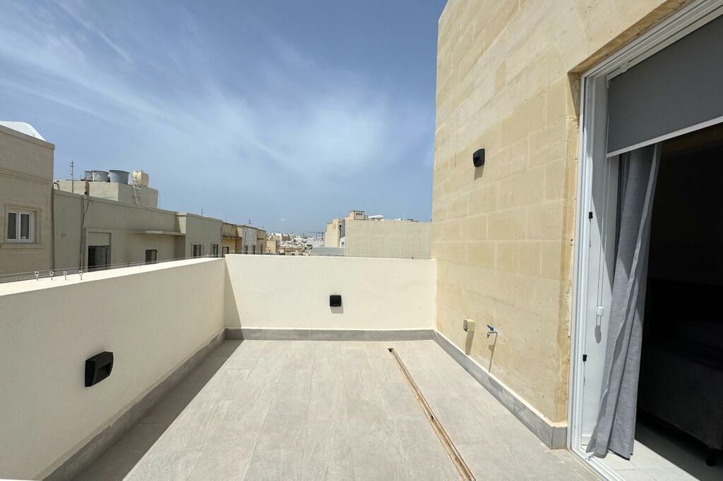 Sliema Furnished Penthouse's Image 6
