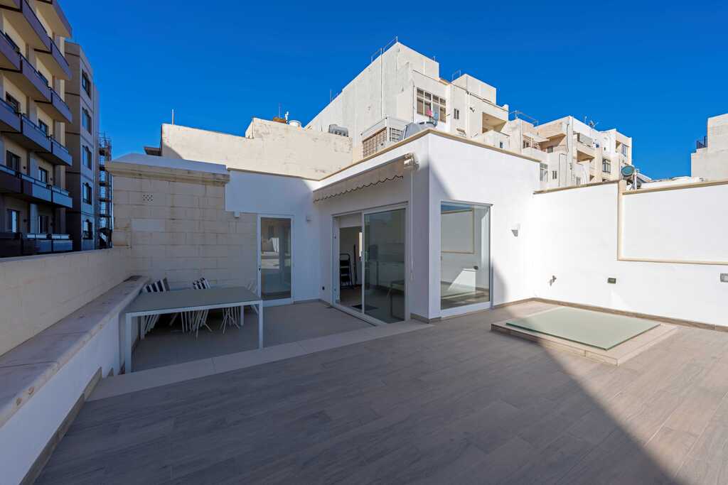 Sliema Furnished Town House's Image 15