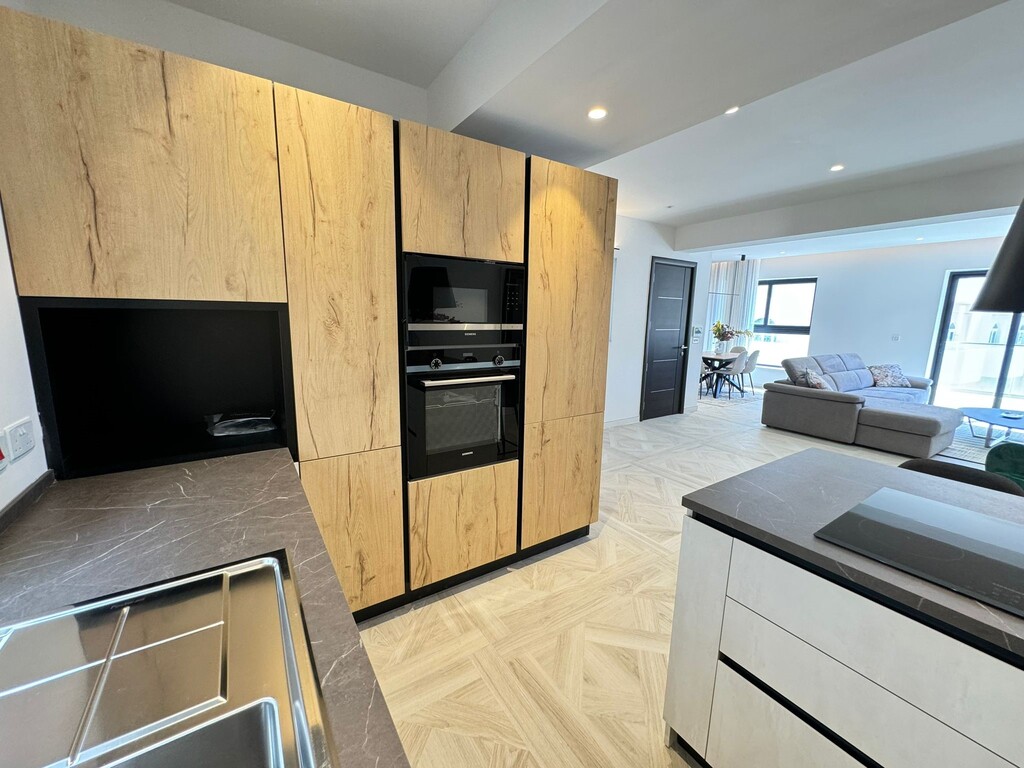 Sliema Furnished Apartment's Image 7