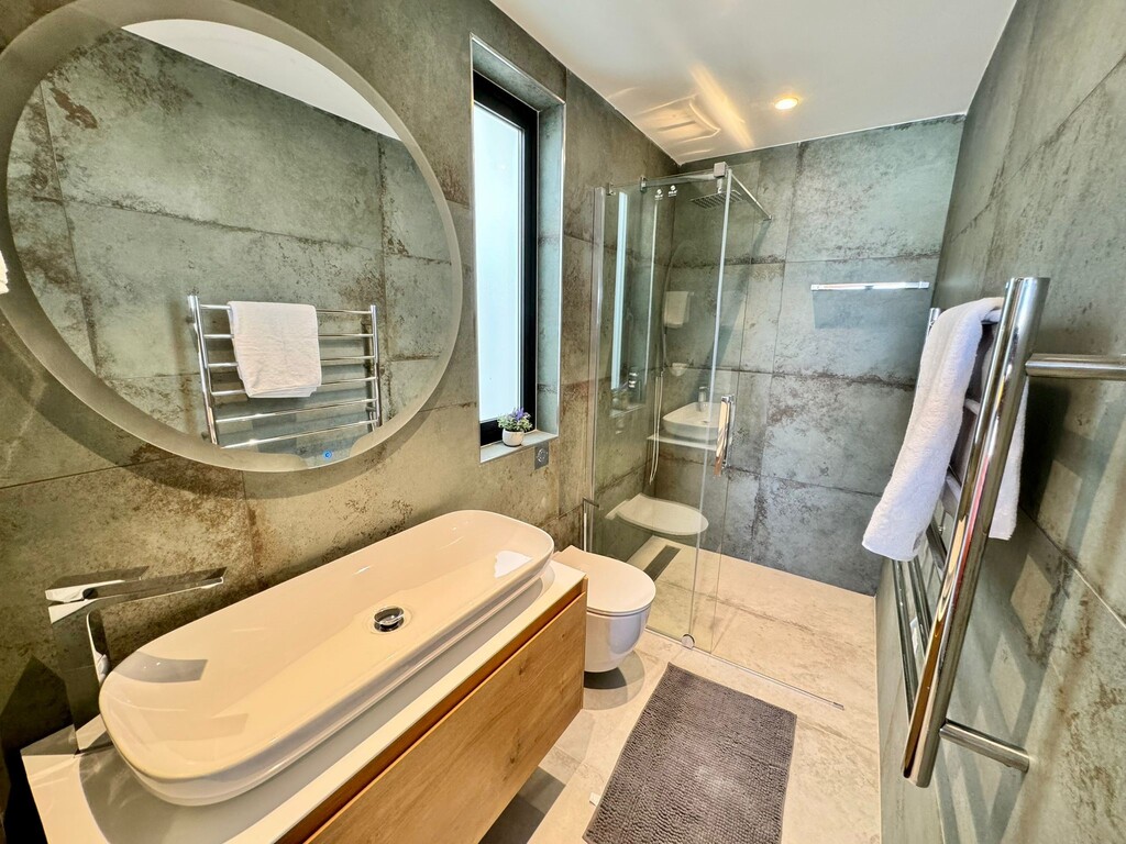 Sliema Furnished Apartment's Image 16