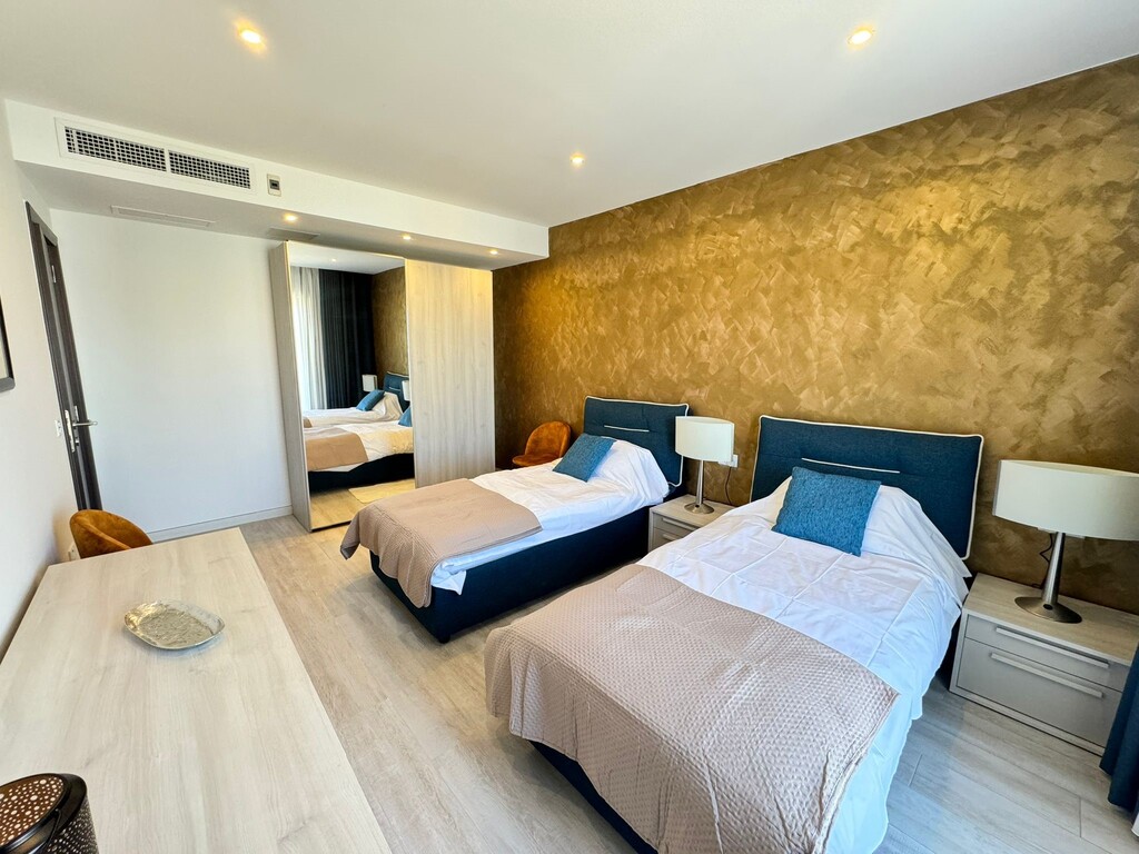 Sliema Furnished Apartment's Image 12