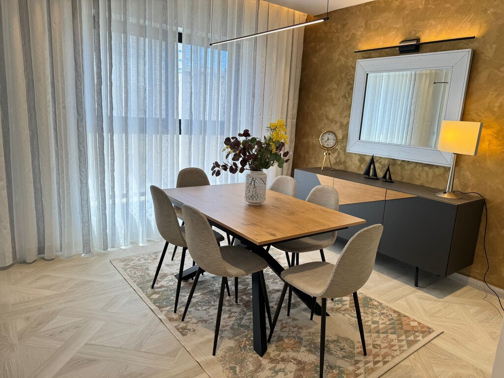Sliema Furnished Apartment's Image 3