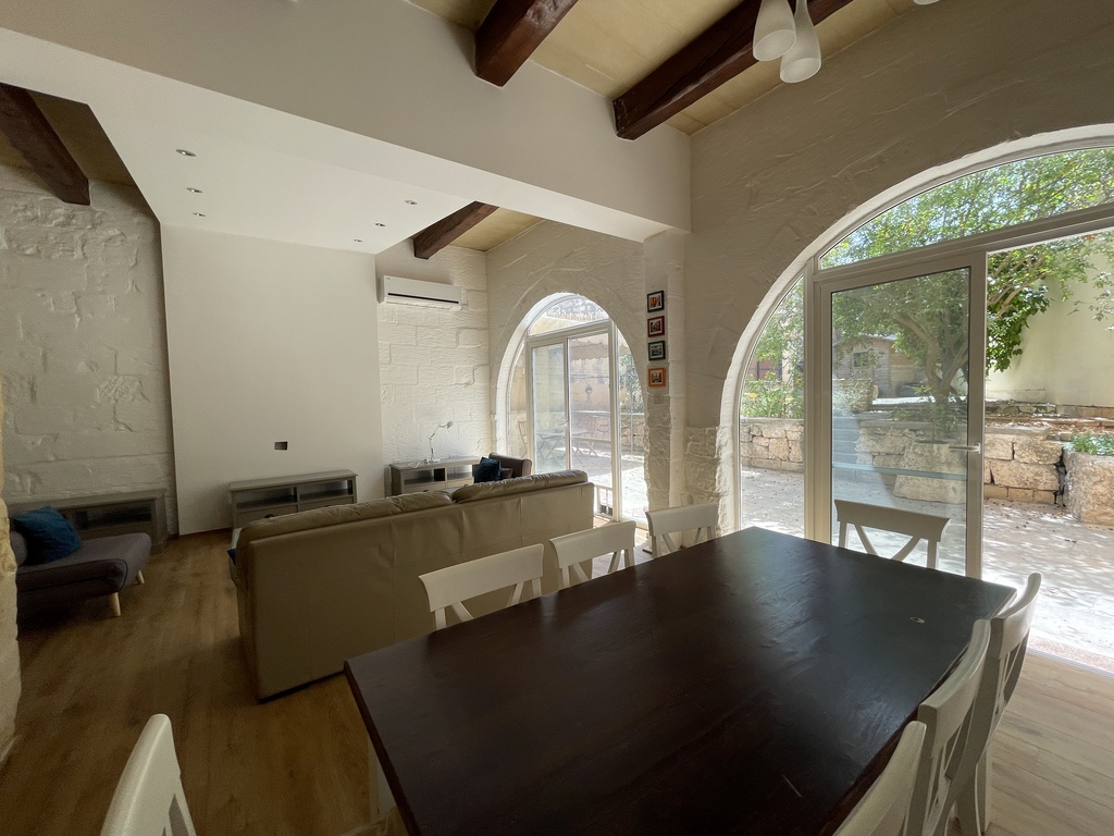 Mosta Furnished House of Character's Image 3