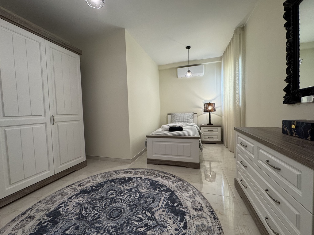 Sliema Furnished Apartment's Image 6