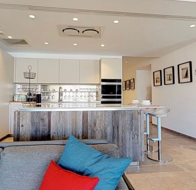 Laguna Apartment's Image 3