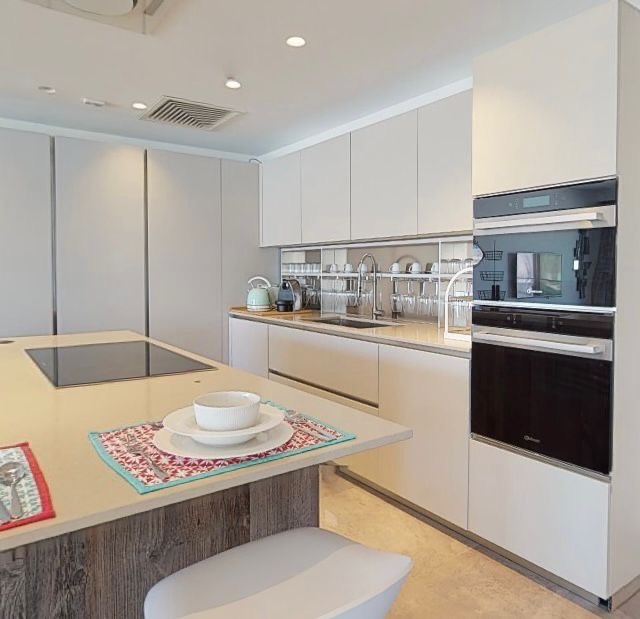 Laguna Apartment's Image 4