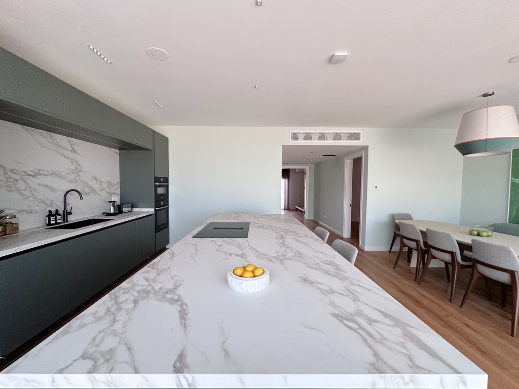 Malta-penthouse-to-let-fully-equipped-oyster-christies