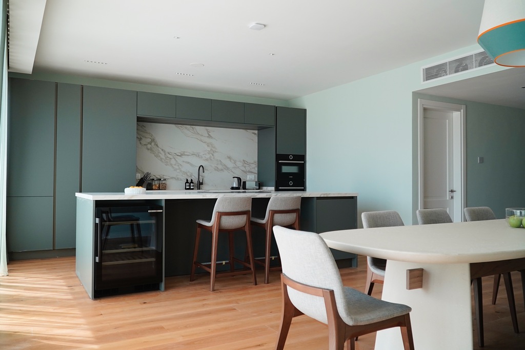 Malta-penthouse-to-let-luxury-oyster-christies