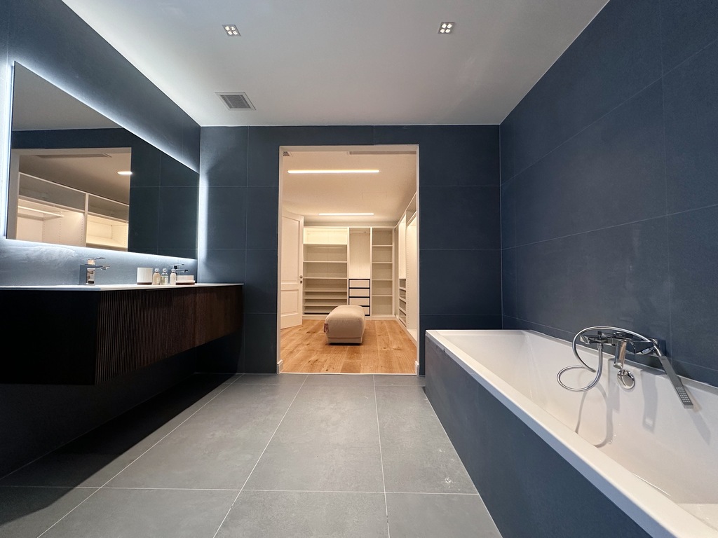 Bahar ic-Caghaq Furnished Penthouse's Image 11