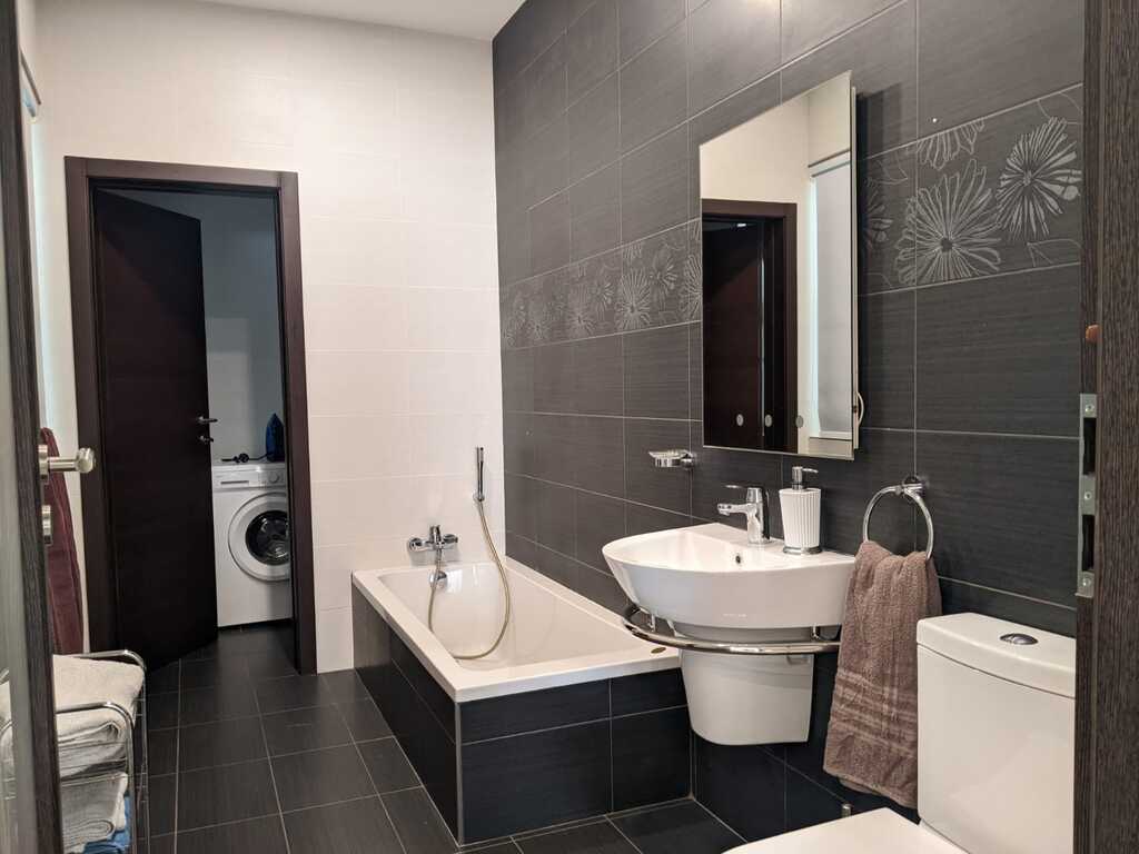 Sliema Seafront Apartment's Image 12