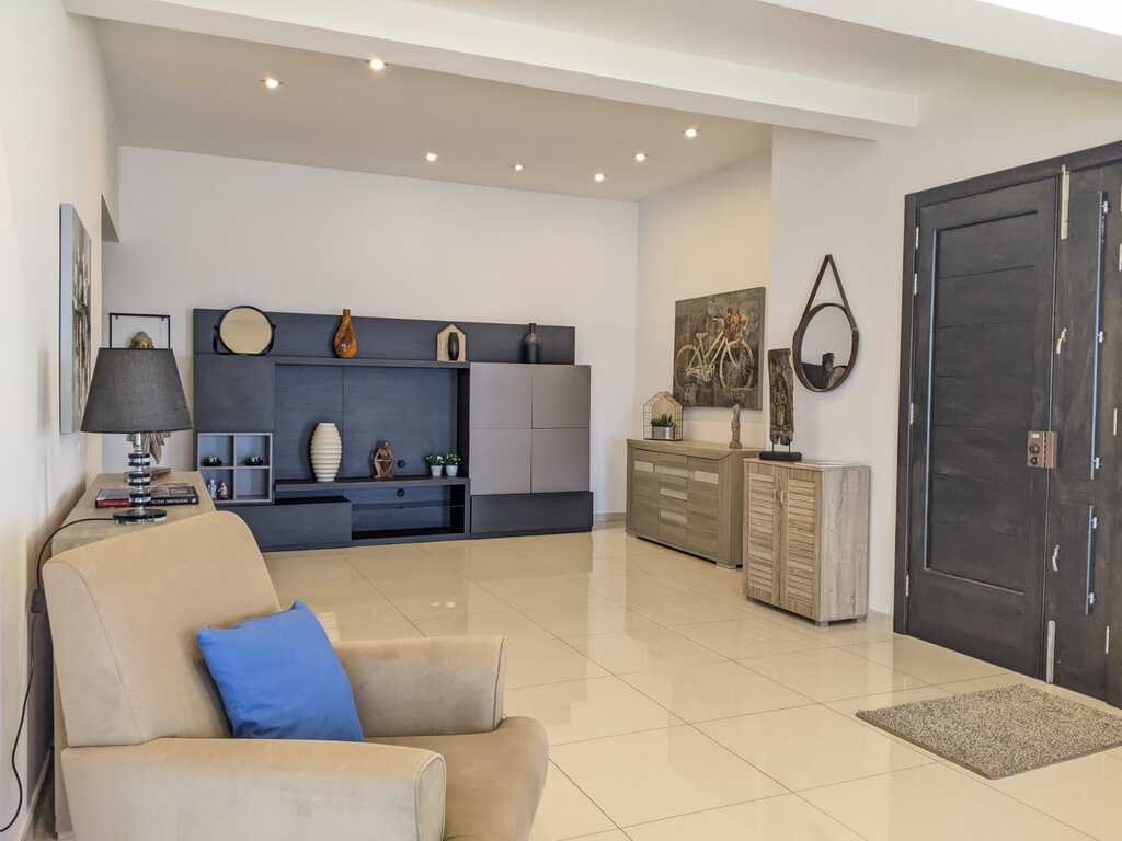 Sliema Seafront Apartment's Image 8