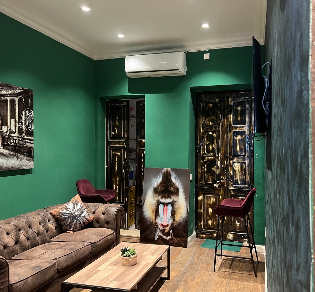 St.julians-restaurant_for_Sale_2