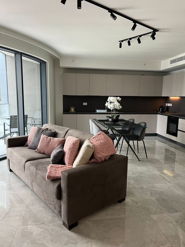 Mercury-tower-apartment-to-let-safe-property-location-christie's-malta