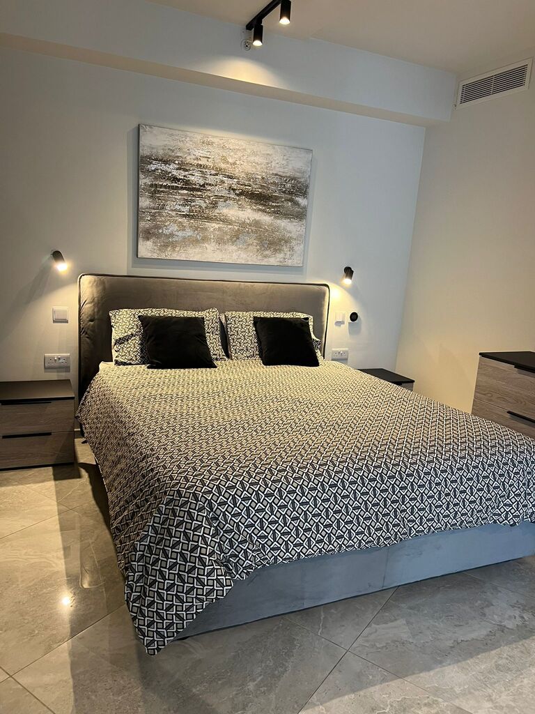 Mercury Towers Furnished Apartment's Image 4