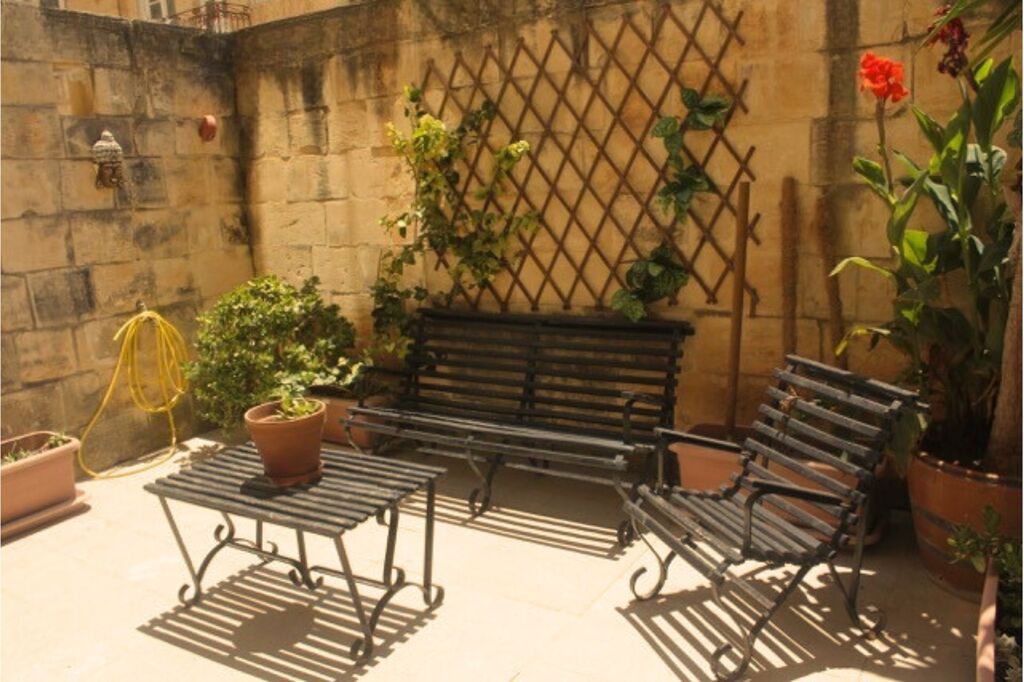 Sliema_Apartment_To_Rent-Furnished-Oyster_Christie's