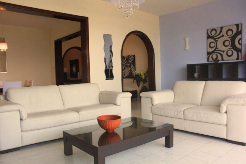 Sliema_Furnished_Seaview_Apartment-Oyster_Christie's