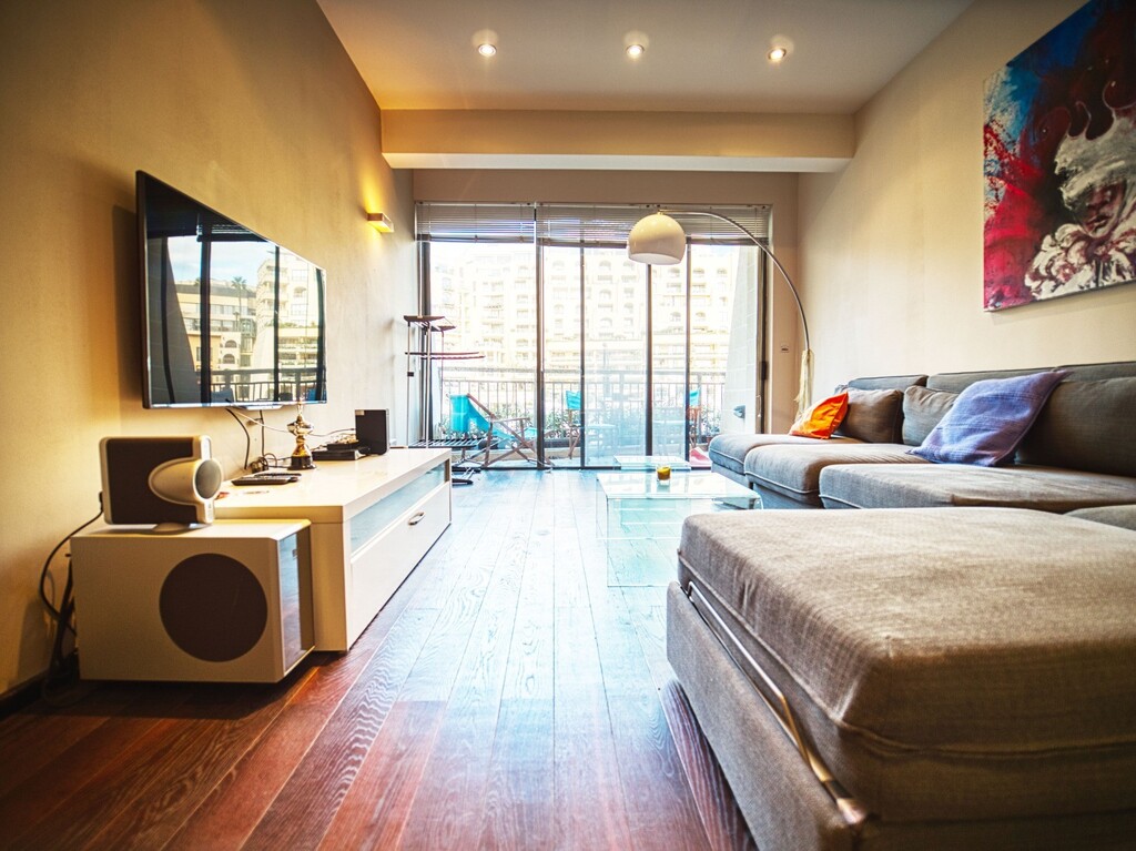 Portomaso-apartment-for-sale-marina-view-oyste-christies