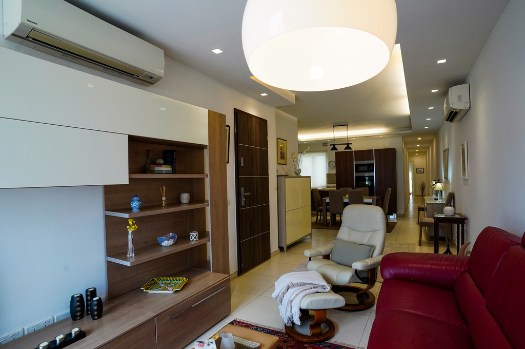 Sliema-penthouse-to-let-1-oyster-christies