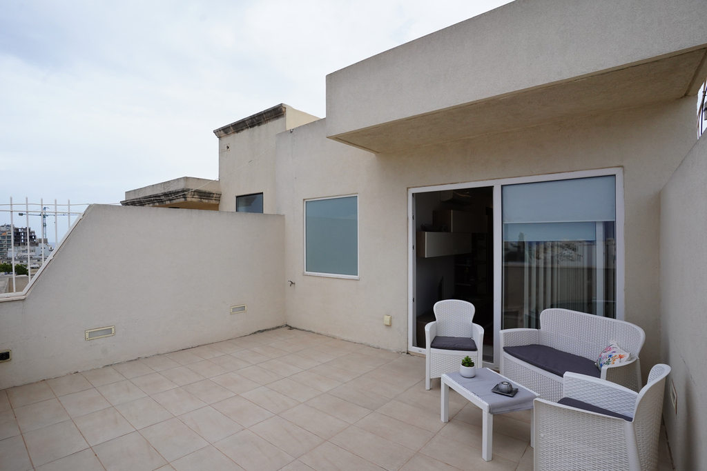 Sliema-penthouse-to-let-terrace-oyster-christies