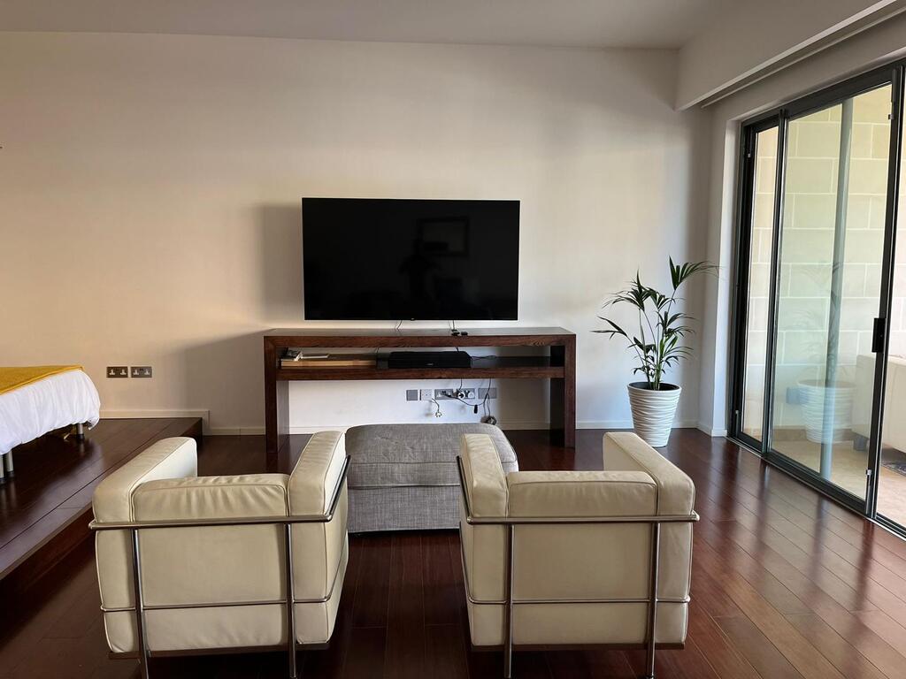 Portomaso, Furnished Apartment's Image 3