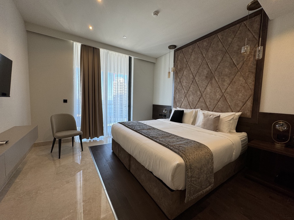 Sliema Luxury Seafront Apartment's Image 5