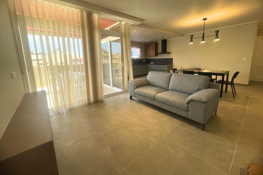 Balzan-apartment-to-let-furnished-property-oyster-christies