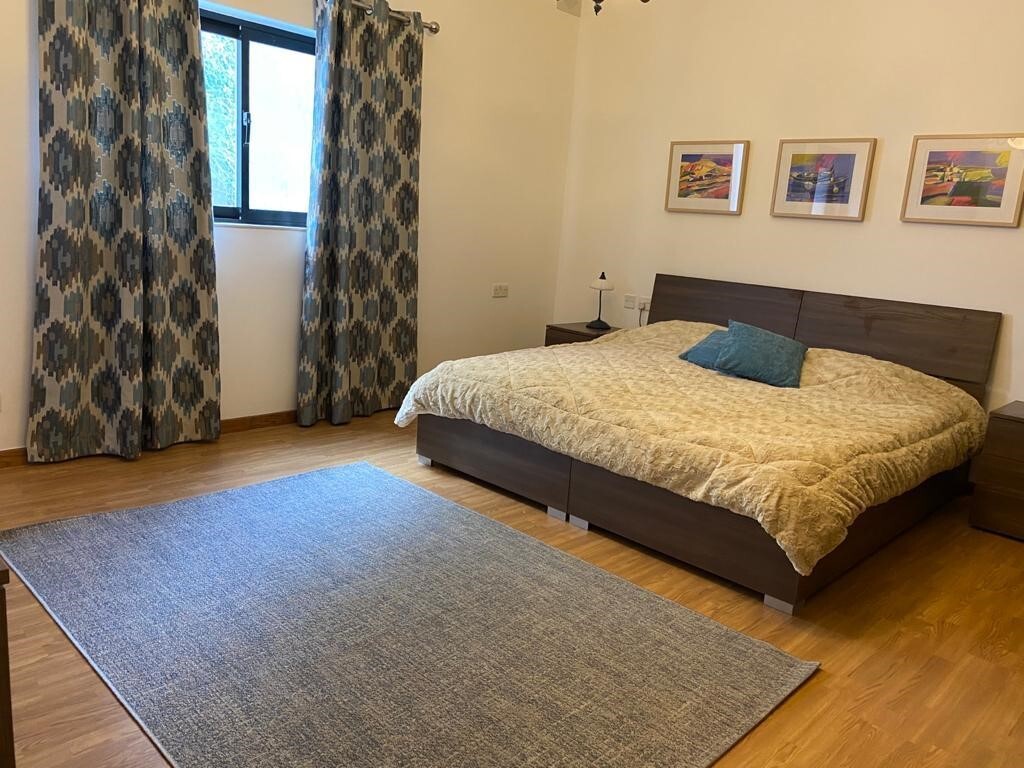 St Julians Furnished Semi-detached's Image 4