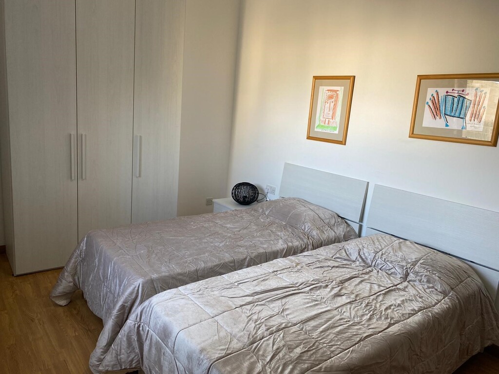 St Julians Furnished Semi-detached's Image 6