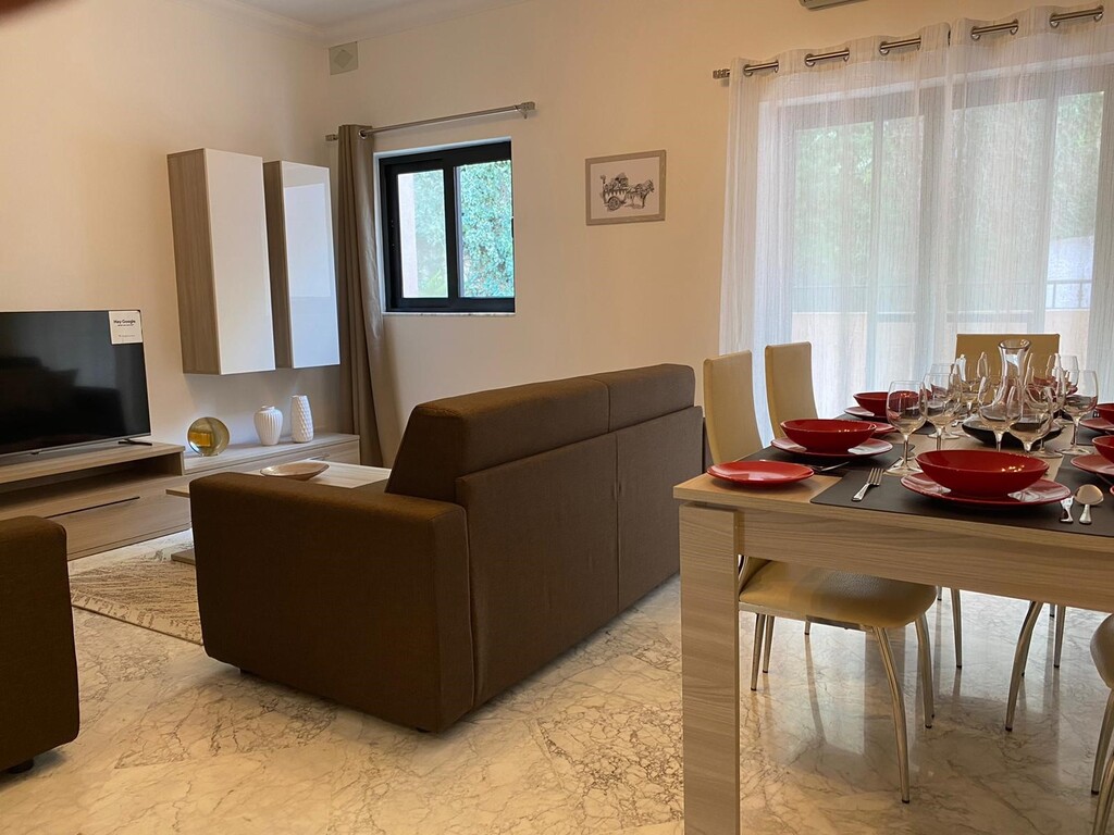 St.Julians-terraced-house-to-let-maltese-culture-oyster-christies