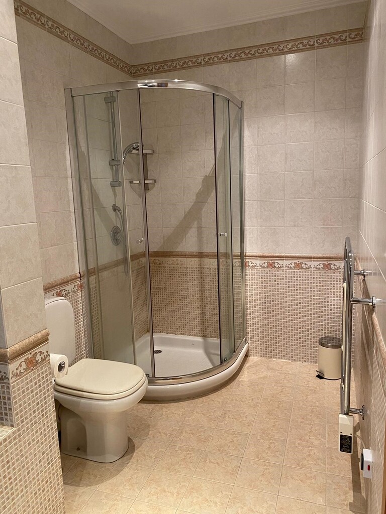 St Julians Furnished Semi-detached's Image 9